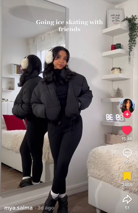 Ice Skating Outfit Black Women, Ice Skating Fits Casual, Casual Ice Skating Outfit, Ice Skating Outfit Aesthetic, Ice Skating Aesthetic Outfit, Ice Skating Fits, Ice Skating Outfit Casual, Skate Aesthetic Outfits, Skating Fits