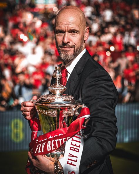 Erik ten Hag with the FA Cup 2024 Manchester United Fa Cup, Erik Ten Hag, Manchester United Wallpaper, Fa Cup, Man United, Football Club, Manchester United, Manchester, The Unit