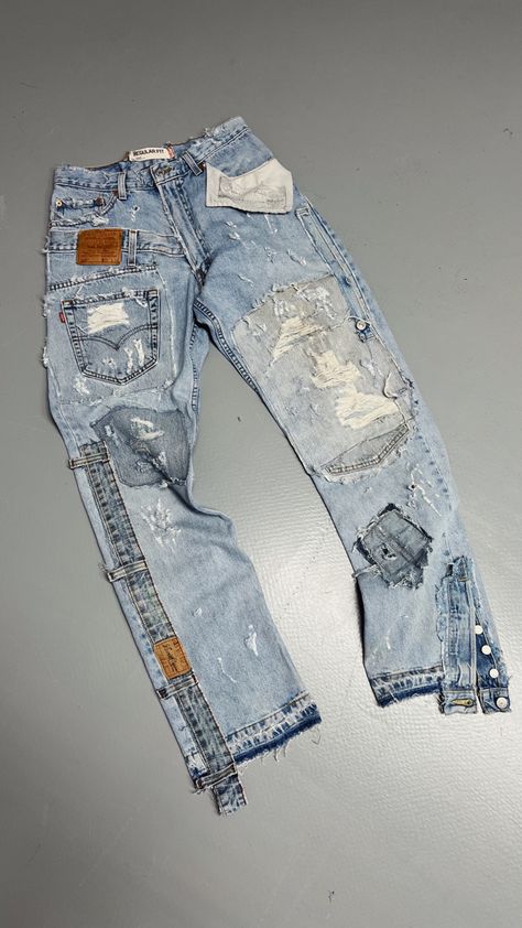 Levi Denim Jeans, Design Jeans Diy Ideas, How To Make Stacked Jeans, Upcycle Clothes Jeans, Jeans Customization, Custom Jeans Ideas, Custom Denim Pants, Drip Jeans, Gallery Dept Jeans