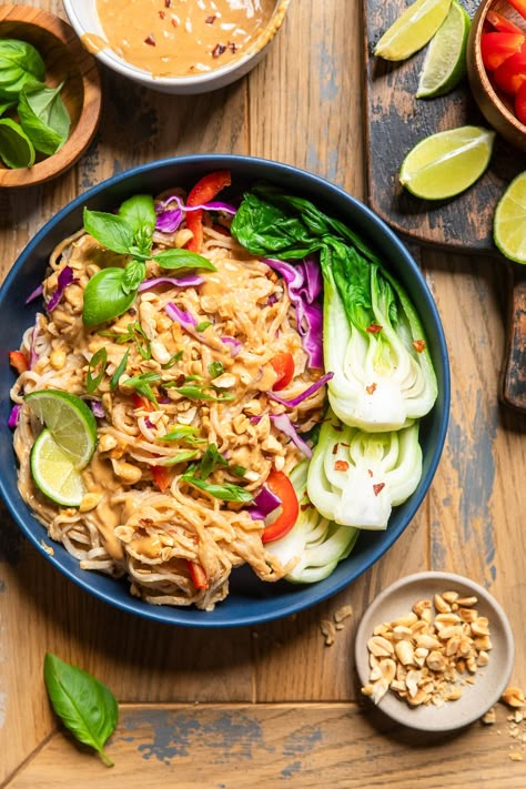 Peanut Butter Pad Thai, Andrew Bernard, Veggie Entrees, Thai Vegan, Veggie Noodle, Thai Peanut Noodles, Veggie Recipe, Thai Peanut, Peanut Noodles