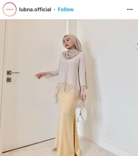 Baju Raya Ideas Modern 2023, Malaysian Hijab, Baju Kurung Moden Style, Raya 2023, Kurung Modern, Muslim Dresses, Bride Dress Simple, Bridesmaids Dress Inspiration, Gowns Dresses Elegant