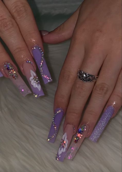 @luvkayaa Purple Nails Butterflies, Purple Nails Quince, Xv Nails Purple, Quince Nails Purple, Purple Nail Set, Lavender Butterfly Nails Quince, Purple Quince Nails, Quince Nails Purple Butterfly, Bright Summer Nails Designs