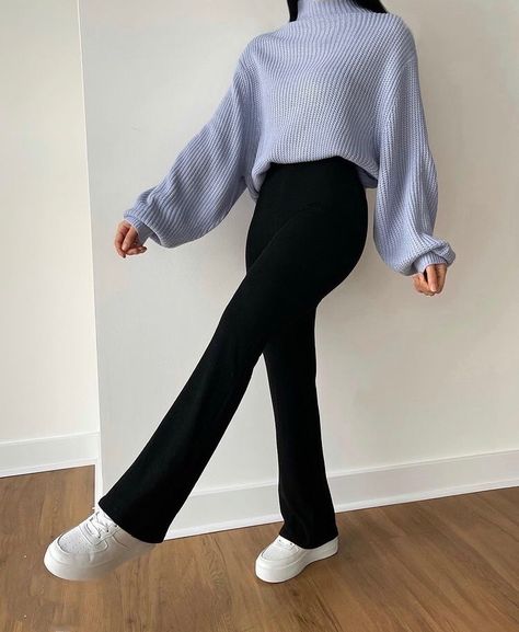 High Neck Jumper, Parisian Vibes, Winter Fashion Outfits Casual, Oversized Sweaters, Everyday Fashion Outfits, Casual Day Outfits, Quick Outfits, Easy Trendy Outfits, Causual Outfits