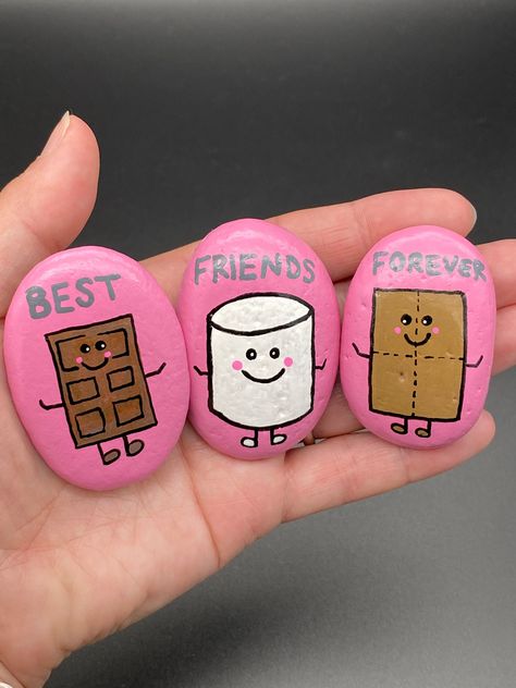 Rock Painting Ideas Best Friends, Rock Painting Ideas For Friends, Rock Painting Friends, Painting To Do With Friends, Art Ideas With Friends, Things To Paint With Friends, Bsf Painting Ideas, Rock Painting Ideas Summer, Painting Ideas With Friends