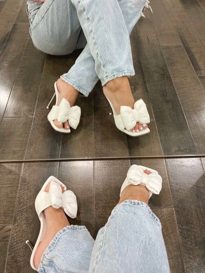 White Bow Heels Outfit, Bow Heels Outfit, Ladies Night Outfit, Sandals Nordstrom, Heels Outfits, Heels High, Bow Sandals, Bow Heels, Bow Shoes