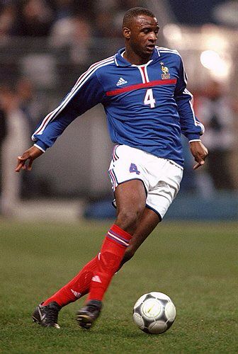 Patrick Vieira France Patrick Viera, France National Football Team, Freestyle Football, Patrick Vieira, Thierry Henry, Good Game, Best Football Players, Classic Football, Stoke City