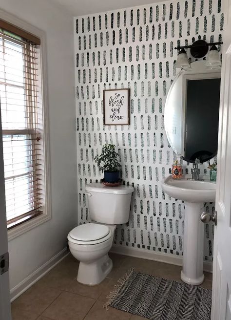 21 of Our Favorite Feature, Accent & Gallery Walls You Can Try Today | Hometalk Sponge Accent Wall, Diy Sponges, Walls Painting, Painted Bathroom, Inspiration Wallpaper, Small Ideas, Diy Wand, Accent Wall Paint, Diy Accent Wall