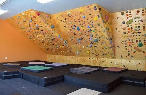 Climbing Hall, Barn Garage Plans, Gym Architecture, Indoor Jungle Gym, Home Climbing Wall, Indoor Climbing Wall, Gear Room, Bouldering Wall, Climbing Walls