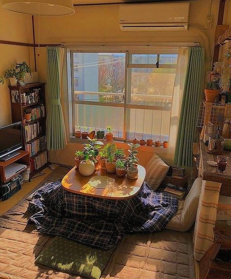 Japanese Apartment, Room Deco, Dream House Rooms, Cozy Room Decor, Aesthetic Rooms, Pretty Room, Dream Room Inspiration, Room Makeover Inspiration, Decor Trends