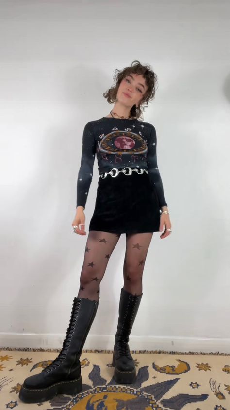 Winter Grunge Platform Boots For Alternative Fashion, Alternative Fashion Tights For Fall, Goth Band Tee Outfit, Witchy Fits, Black Platform Combat Boots, Alternative Style, Plain Black Skirt, Whimsigoth Black Skirt Outfit, Sophie Seddon, Fashion Subcultures