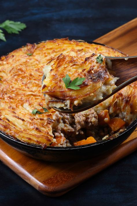 Best Shepherds Pie Recipe, Cottage Pie Recipe, Potato Toppings, Shepherds Pie Recipe, Haitian Food Recipes, Diner Recept, Australian Food, Comfort Food Recipes Dinners, Cottage Pie