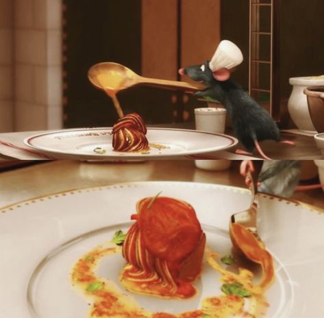 Ratatouille 2007, Cartoon Food, Fav Characters, Ratatouille, Disney Wallpaper, Wii, Good Movies, Fangirl, Photo Editing