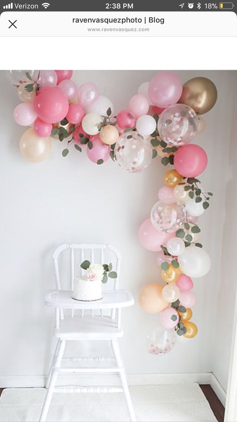 A balloon garland, how ingenious! Any color/decor scheme... Baby's First Birthday, Color Decor, 1st Birthdays, Wedding Balloons, First Birthday Party, Baby First Birthday, 1st Birthday Girls