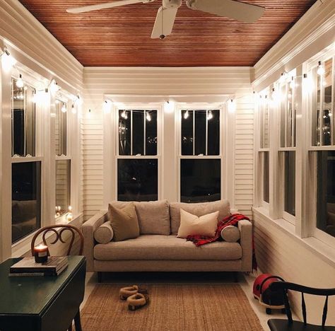 Our porch would be about this size walled in...so cozy and pretty! Small Sunroom, Sunroom Ideas, Three Season Room, Sunroom Decorating, Sunroom Designs, Apartment Decoration, Style At Home, My New Room, House Inspo