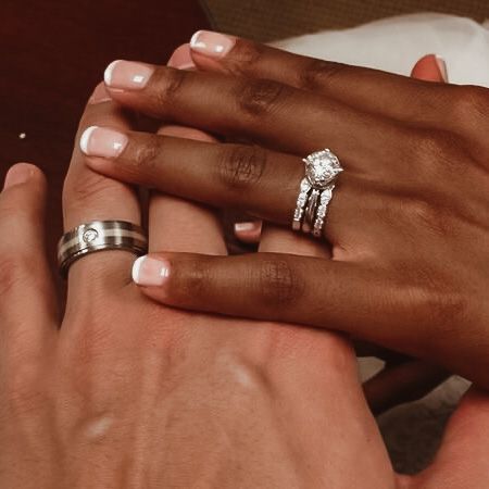 Marriage Aesthetic Bwwm, Interacial Romance Aesthetic, Marriage Aesthetic Black Couple, Hypergamy Aesthetic, Spoiled Wife Aesthetic, Bwwm Aesthetic Faceless, Wmbw Couple Aesthetic, Interacial Couples Aesthetic, Declan And Iris