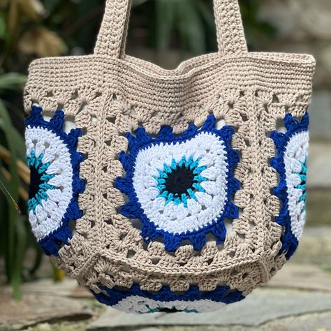 Crochet Bag Square, Evil Eye Tote Bag, Evil Eye Bag, Mandala Crochet, Cute Gifts For Her, Gifts For Your Sister, Crochet Mandala, Birthday Gifts For Sister, Eye Bags