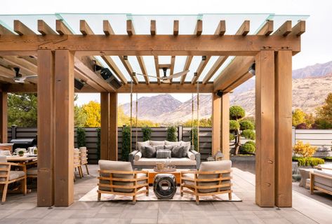 Patio Pictures, Farmhouse Patio, Patio Pergola, Wood Pergola, Pergola Design, Wooden Pergola, المملكة العربية السعودية, Affordable Decor, Shade Structure