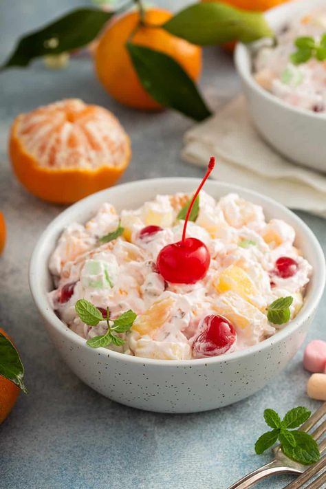 My Baking Addiction Ambrosia Salad | My Baking Addiction Recipes With Canned Fruit, Orange Desserts Easy, Ambrosia Dessert, Creamy Fruit Salad, Ambrosia Recipe, Fluff Salad Recipes, Ambrosia Fruit Salad, Creamy Fruit Salads, Homemade Whipped Cream Recipe