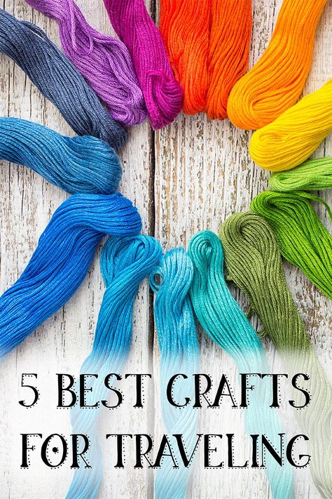 Discover the 5 best crafts for traveling! These best crafts for traveling are portable, TSA-friendly, and easy enough to do while sleepy. Crafts That Travel Well, Crafts You Can Do While Traveling, Kids Beach Crafts Easy Diy, Crafts On The Go, Crafts To Do In The Car For Adults, Travel Diy Gifts, Travel Project Ideas, Crafts To Do While Traveling, Travel Crafts For Adults