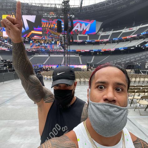 🖤 on Instagram: “HAPPY BIRTHDAY TO MY MUTHAF***N BROTHER! @uceyjucey You always got me. Through my ups and downs uce. You always with me when the times…” Jimmy And Jey Uso, Jonathan Fatu, Joshua Fatu, Usos Wwe, Naomi Wwe, Roman Reigns Family, The Usos, Wwe Tag Teams, Wwe Pictures