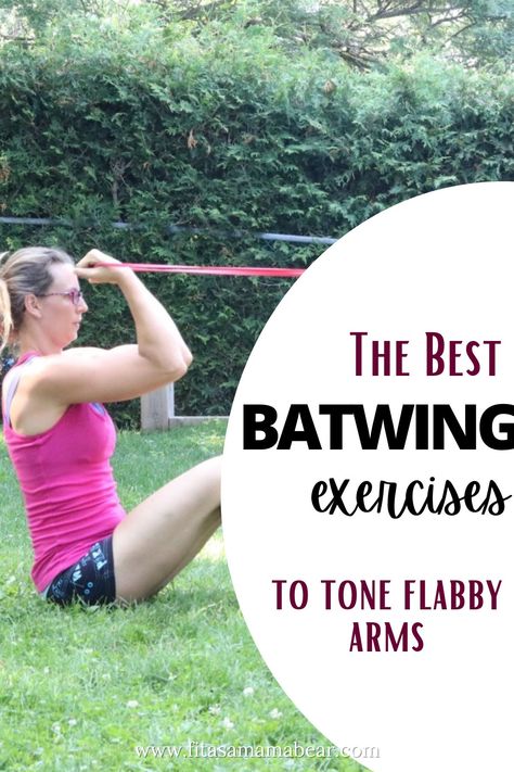 These at-home bat wing exercises, strengthen and tone the biceps and triceps to help reduce flabby arms and increase muscle tone. @fitasamamabear #bicepworkout #biceps #tonedarmsworkout #armexercises #resistanceband