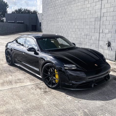 Porsche Taycan Turbo S, Porsche Wheels, Black Porsche, Porsche Panamera Turbo, Luxury Garage, Stance Cars, Porsche Taycan, Turbo S, Car Goals