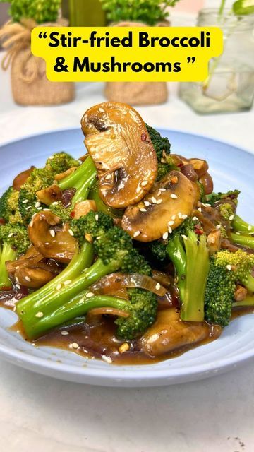 Stir Fry Broccoli And Mushrooms, How To Fry Broccoli, Brocoli Mushroom Recipes, Mushroom Broccoli Recipes, Mushroom And Broccoli Recipes, Broccoli And Mushroom Recipes, Broccoli Mushroom Stir Fry, Stir Fried Broccoli, Broccoli And Mushrooms