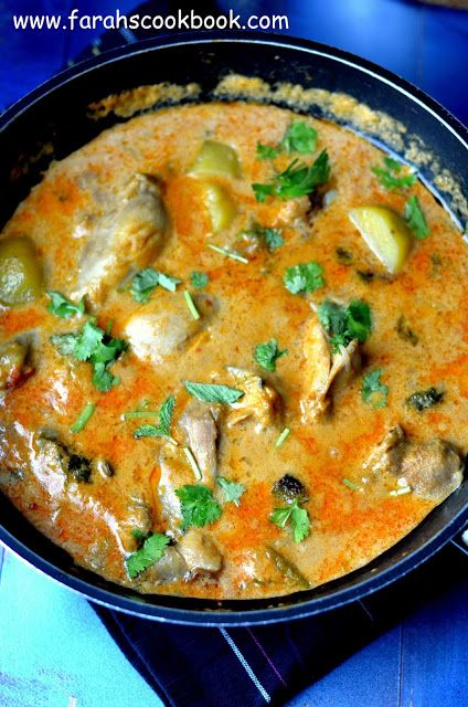 FARAH'S COOKBOOK: FARAH'S CHICKEN KURMA Chicken Kurma, Kurma Recipe, Indian Curry, Weekly Menu, Curries, Friends And Family, Family Members, Chicken, Ethnic Recipes