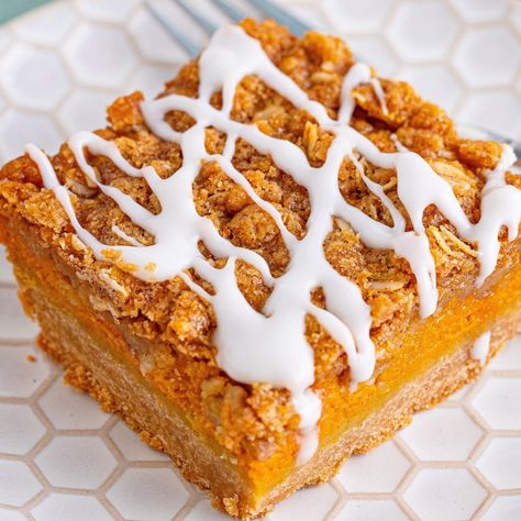 Pumpkin Streusel Bars Taste Of Home Pumpkin Bars, Pumpkin Streusel Bars, Church Desserts, Layered Pumpkin Dessert, Pumpkin Bar, Pumpkin Streusel, Streusel Bars, Bars Dessert, Baked Items