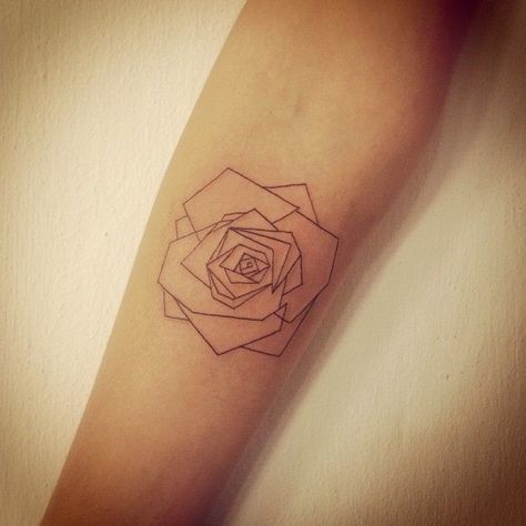 http://tattoomagz.com/amaizing-origami-tattoos/rose-origami-tattoo/ A Rose Tattoo, Origami Tattoo, Origami Rose, Paper Rose, Trendy Tattoos, Minimal Tattoo, Skin Art, Rose Tattoos, Love Tattoos