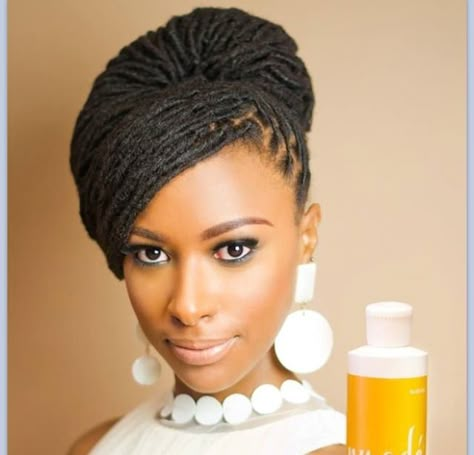 This is a beautiful hair style for a #bride with #locs! #naturalhair New Natural Hairstyles, Braided Updo Wedding, Goddess Braids Hairstyles, Dreadlock Styles, 2015 Hairstyles, Sisterlocks, Dreadlock Hairstyles, Braids For Black Women, Afro Punk