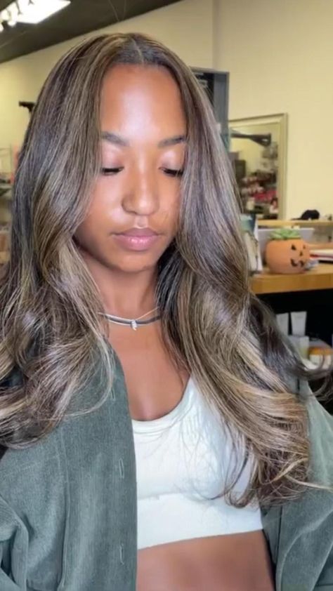 Straight Hairstyles Black Women, Black Hair Dyed, Hair Dyed Natural, Short Straight Hairstyles Black Women, Color For Black Hair, Short Straight Hairstyles, Hair Color For Dark Skin, Blonde Natural Hair, Natural Straight Hair