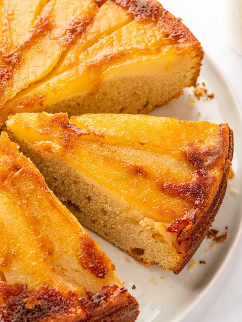 Upside Down Pear Cake Recipe, Upside Down Pear Cake, Pear Upside Down Cake, Cactus Pears, Springform Pan Cake, Vegan Baking Recipes, Pear Cake, Cinnamon Milk, Honey Cake