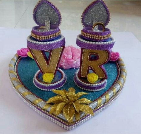 Arthi Plate Decoration, Engagement Items Packing, Engegment Tray Decorations, Wedding Platter Ideas, Arathi Plate Decoration For Wedding, Aarathi Plates Decoration For Wedding, Wedding Plate Decoration, Engagement Plate, Diy Engagement Decorations