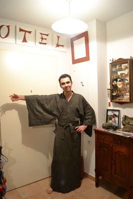 Le calepin d'un Zoréol: Yukata ! Sewing Fashion, Yukata, Easy Sewing, Porter, Couture, Sewing, Clothes