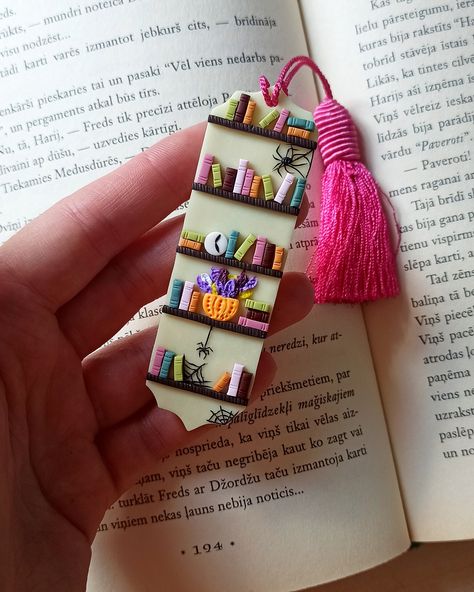 Dark glow tassel bookmark, aesthetic polymer clay book mark, best friend gift, book club gift, book lover gift, booktrovert, Unique Gifts Aesthetic Polymer Clay, Polymer Clay Bookmark, Clay Bookmark, Polymer Clay Fall, Bookmark Aesthetic, Clay Book, Polymer Clay Books, Tassel Bookmark, Bookclub Gifts