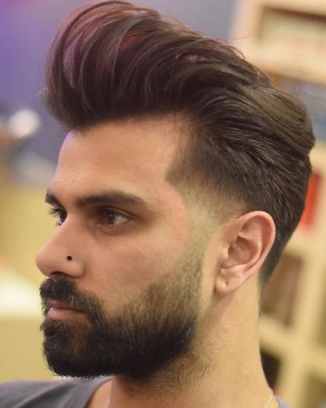 Medium length hairstyles for men. Read now Men With Medium Length Hair, Pushed Back Hair, Best Haircuts For Men, Growing Your Hair Out, Beard Styles Short, Medium Length Hairstyles, Hairstyles With Glasses, Beard Model, Cool Hairstyles For Men