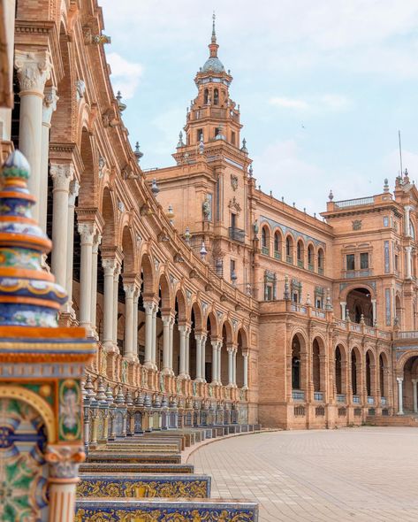 the heart of seville 🇪🇸 early mornings at plaza de españa are so serene! I could spend hours admiring the red bricks and blue ceramic. the azulejos actually represent all the provinces of spain, while the bridges symbolize the first four kingdoms. essentially, the whole plaza is a giant piece of artwork dedicated to spain, which is why it's called the "spain square" in english. we got here around sunrise and enjoyed this architectural masterpiece with only a few other people. while I would... Travel Places To Visit, Early Mornings, The Plaza, Red Bricks, Blue Ceramics, Seville, Early Morning, Other People, Travel Photography