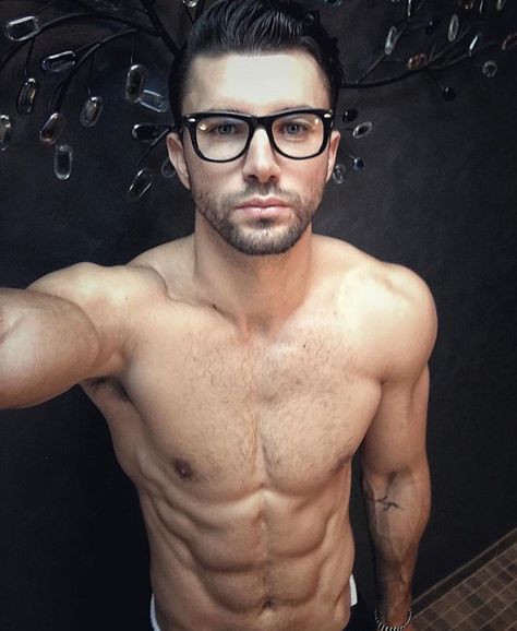 Mw Top Male Models, Mens Glasses, Blog Photo, Male Body, Web Interface, Digital Photography, Male Models, Male Model, A Good Man