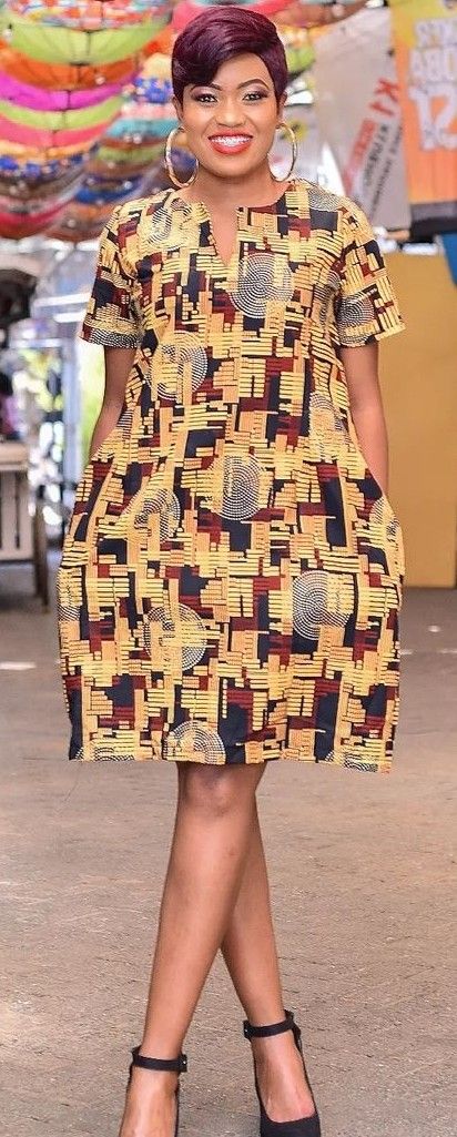 Chitenge Tops For Ladies, Short Kitenge Dresses Designs, Chiffon Short Gown Styles, Chitenge Designs, Short Ankara Dresses Classy, Chitenge Dresses, Ankara Suit, Chitenge Outfits, Chiffon Styles