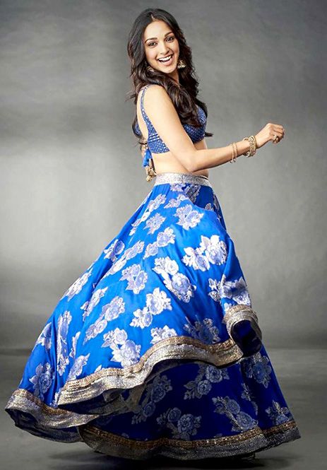 Kiara Advani Kiara Advani Lehenga, Blue Lehenga, Kiara Advani, Ethnic Outfits, Lehenga Designs, Bollywood Girls, Indian Designer Wear, Stylish Girl, Indian Outfits