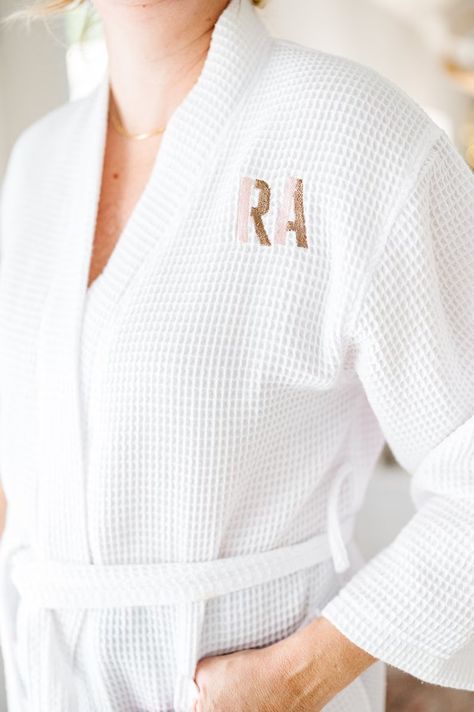 Waffle Robe With Embroidery on Robe for Bridesmaid Gift Robe - Etsy Waffle Knit Robes, Monogram Robes For Women, Waffle Knit Bathrobe, Bridesmaid Robe Embroidery, Waffle Bathrobe, Embroidered Robe, Embroidered Robes, Matching Bridesmaids, Bridesmaid Robes