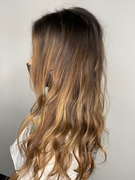 Honey-blonde, tease, highlights, refreshed color Blonde Hair Grown Out Roots, Grown Out Blonde Highlights, Grown Out Blonde, Grown Out Balayage, Grown Out Roots, Grown Out Highlights, Full Head Highlights, Baby Highlights, Dimensional Blonde