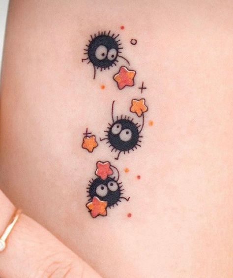 Simple Dragonball Tattoo, Dust Sprite Tattoo, Sprite Tattoo Studio Ghibli, Studio Ghibli Dust Sprites Tattoo, Soot Spirit Tattoo, Spot Sprite Tattoo, Dust Sprites Tattoo, Miku Tattoo, Simple Anime Tattoos