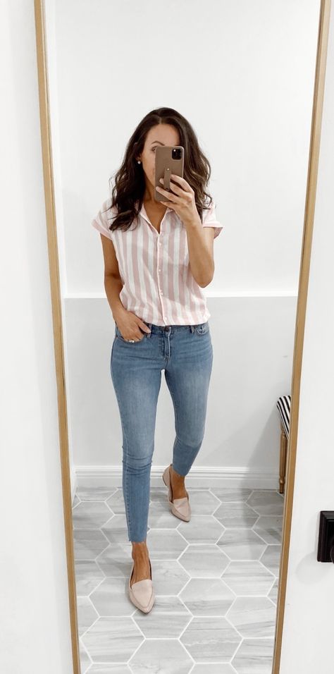 Haul try-on   outfit ideas Spring Everyday Outfits, Lace Bralette Under Shirt, Daily Look Outfits, Spring Casual Outfits Women, Daily Outfit Ideas Casual, Chic Everyday Outfits, Outfit Casual Mujer, Spring Casual Outfits, Daily Outfit Ideas