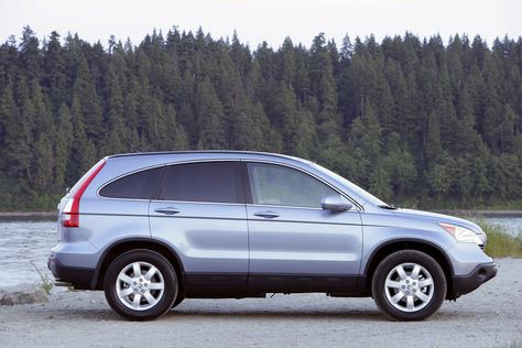 Honda Crv Aesthetic, Cheap Used Cars, Fiat Cars, Gas Mileage, Car Graphics, Honda Crv, Honda Cr V, General Information, Honda Cr