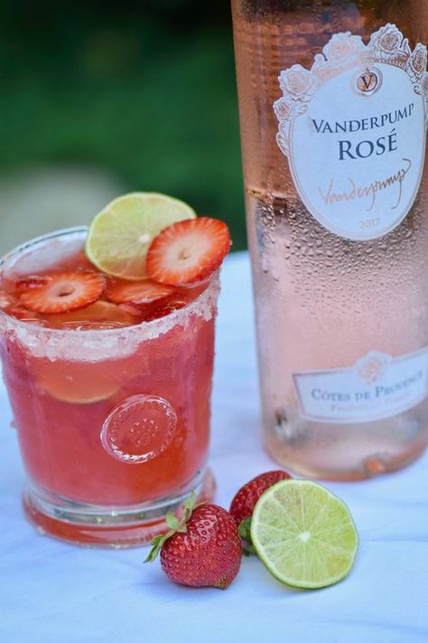 Rose Margarita Recipe, Rose Margarita, Bday Plans, Triple Sec Cocktails, Strawberry Rose, Rose Cocktail, Strawberry Roses, Lisa Vanderpump, Chefs Kiss