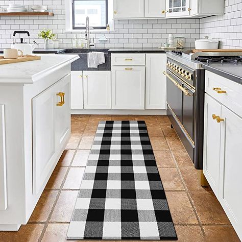 Check it out here: https://amzn.to/3lRyUz7 Buffalo Check Rug, Plaid Rugs, Buffalo Plaid Rug, Black And White Rugs, Rugs For Entryway, Woven Mat, Runner Entryway, Check Rug, Entry Living Room