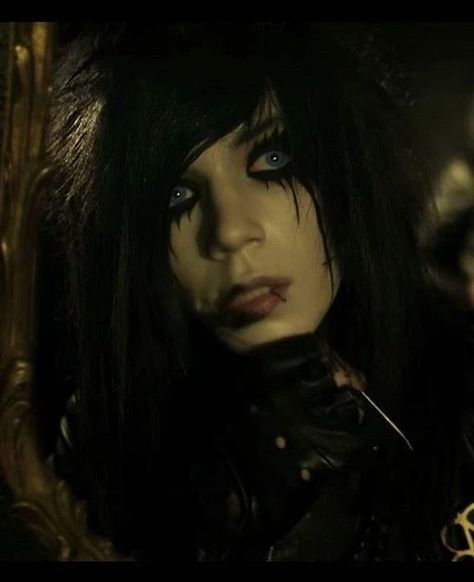 Andy Biersak, Andy Sixx, Emo Scene Hair, Y2k Profile Picture, Paradise City, Andy Black, Andy Biersack, Scene Emo, Zoo Wee Mama