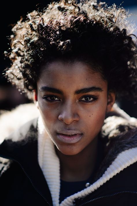 Alécia Morais | New York City Found on https://le21eme.com/washington-street-new-york-city-24/ New York City Fashion, City Fashion, Street New York, Washington Street, Cool Street Fashion, Interesting Faces, Runway Models, Male Models, Character Inspiration